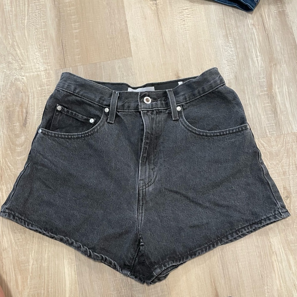 Levi's Dark Gray High Waist Women's Shorts